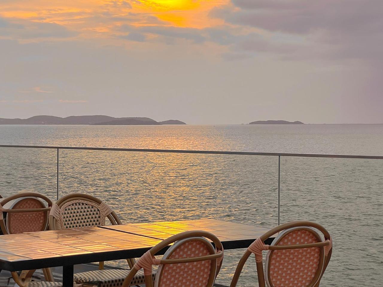 Asia Pattaya Hotel Esterno foto